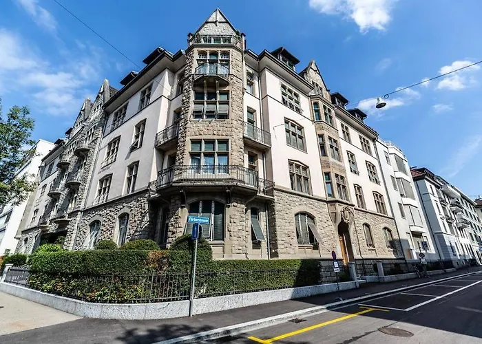 Charming 1Br Flat Near Lake - Fb1