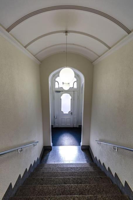 Charming 1br Flat Near - Fb1 *